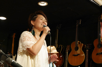 初田悦子